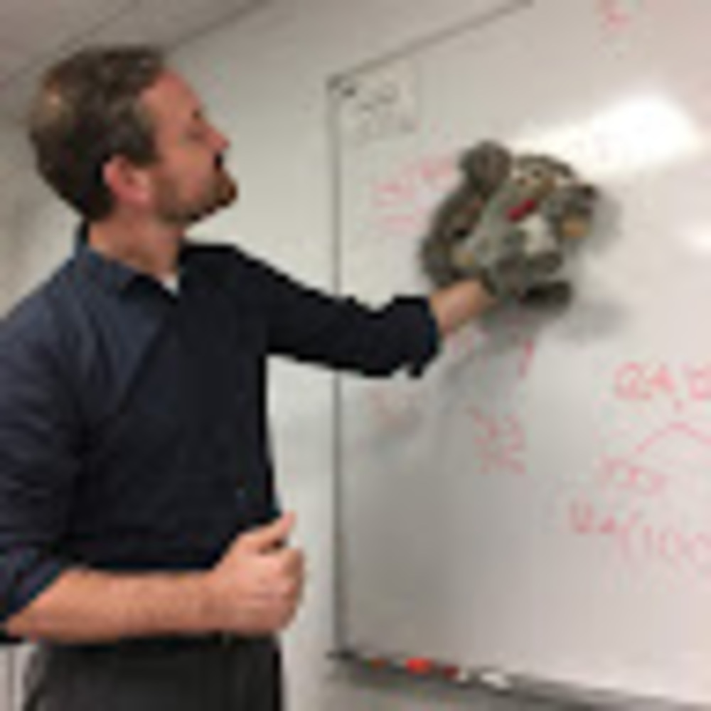 Meet your Posher, Eric